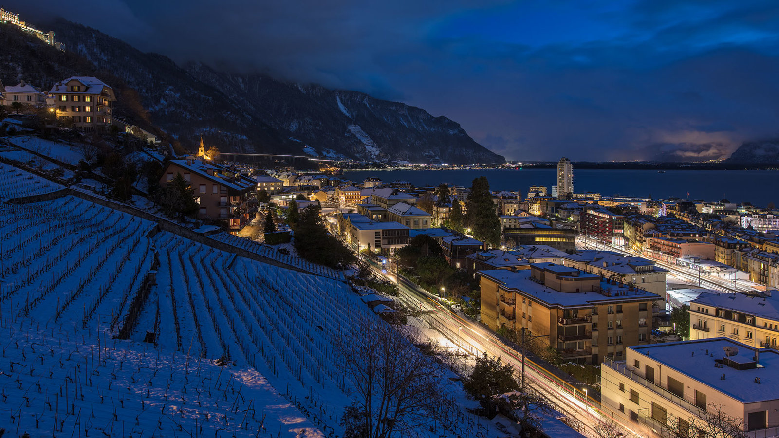 210125 Montreux neige nuit 1