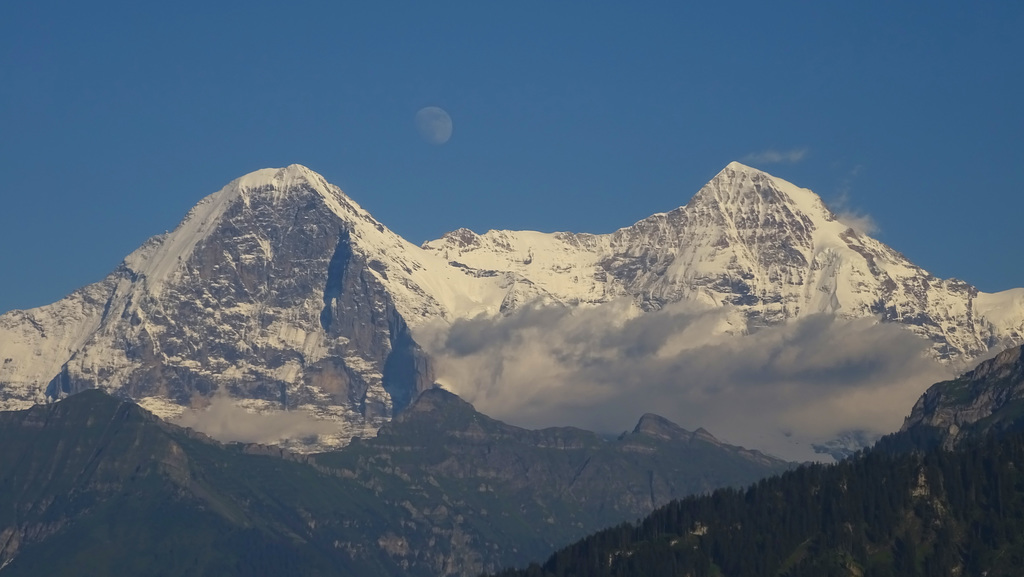 Eiger, moon & Mönch