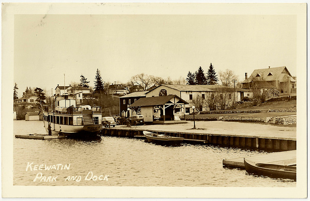 KW0112 KEEWATIN - PARK AND DOCK