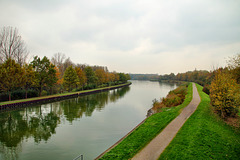 Der Dortmund-Ems-Kanal von der Brücke Victorstraße aus (Waltrop) / 2.11.2017