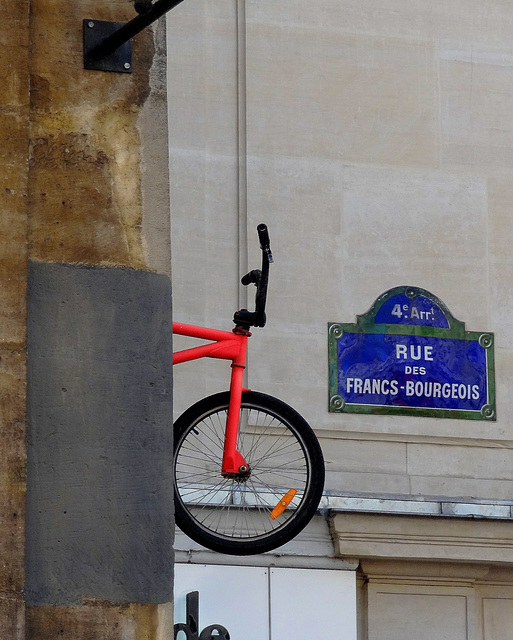 ... à Paris , avant ...