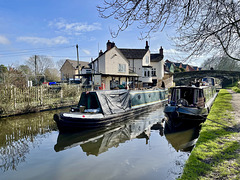 Canal traffic returning Canal traffic returning