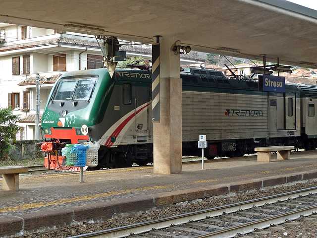 RE Domodossola - Milano im Bahnhof von Stresa