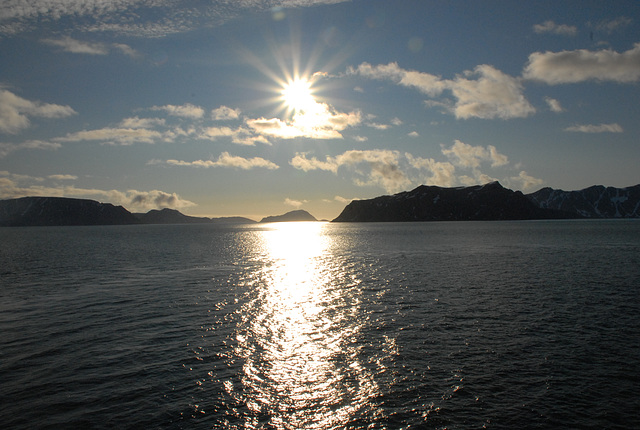 Morgensonne über Spitzbergen