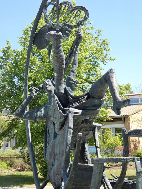 Neustifter-Brunnen am Schloss Charlottenhof