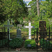 Immer mit frischem Grabschmuck - Always with fresh grave decorations