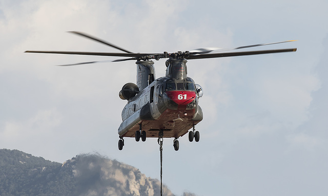 Billings Flying Service Boeing-Vertol CH-47D Chinook N561AJ