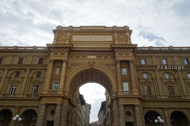 Piazza Della Repubblica