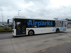 Air Parks Services Limited BV69 EOS at Luton Airport - 14 Apr 2023 (P1140895)