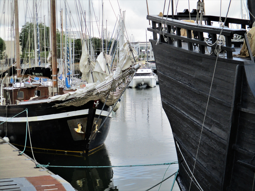 arrivée au port du Nao Victoria et du Ring Andersen arrival in port of theNao Victoria and the Ring Andersen