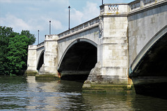 chiswick bridge, london