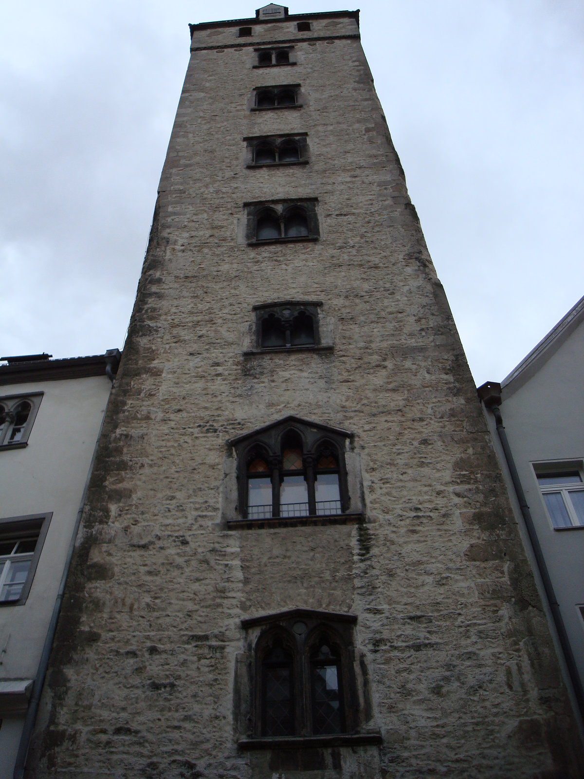 Ein Turm aus der Nähe