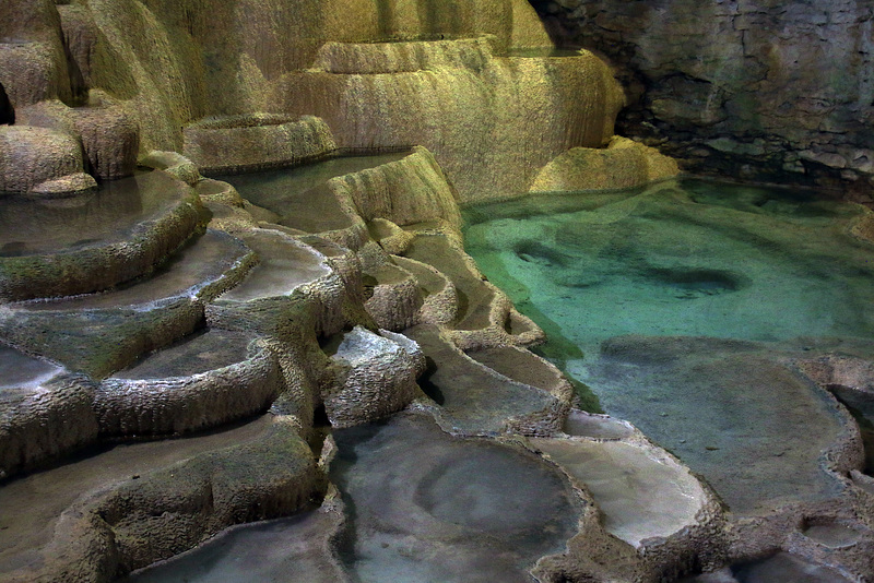 Grottes de la Balme