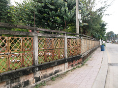 Clôture rouillée / Rusty fence