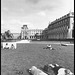 Le Louvre sans pyramide mais avec mini-jupe (1973)