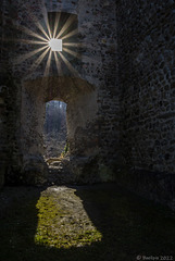 bei der Ruine Neuburg (© Buelipix)