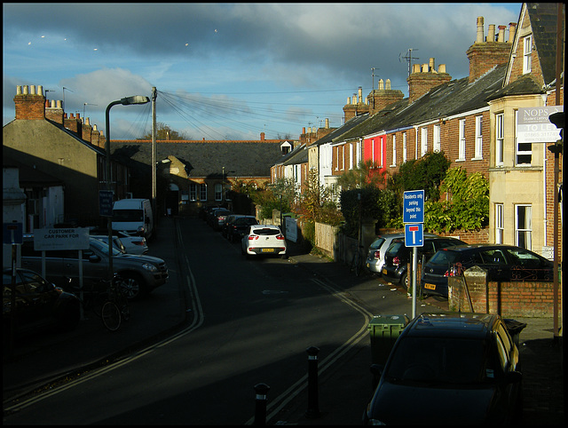 street scene clutter