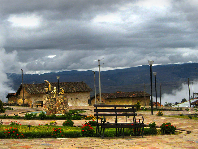 HBM from a bench in Huancas, Perú