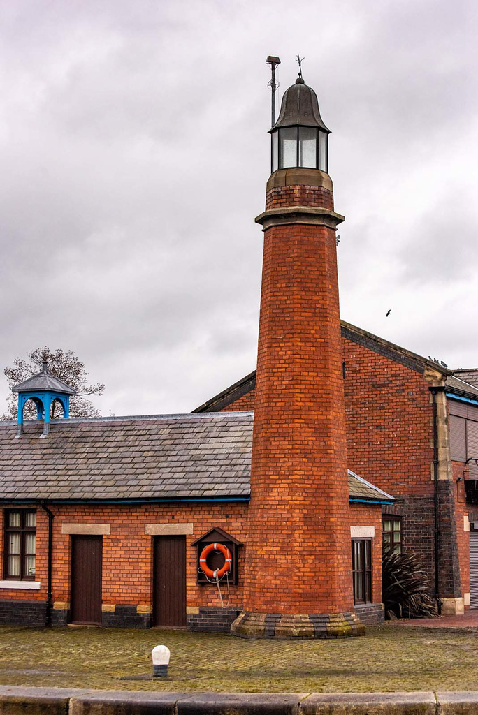 Ellesmere Port Lighthouse