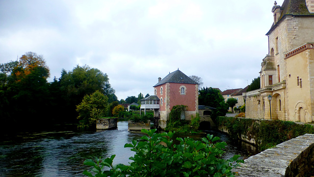 La maison rose sur la Gardempe