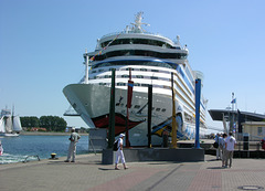 AIDAbella in Warnemünde