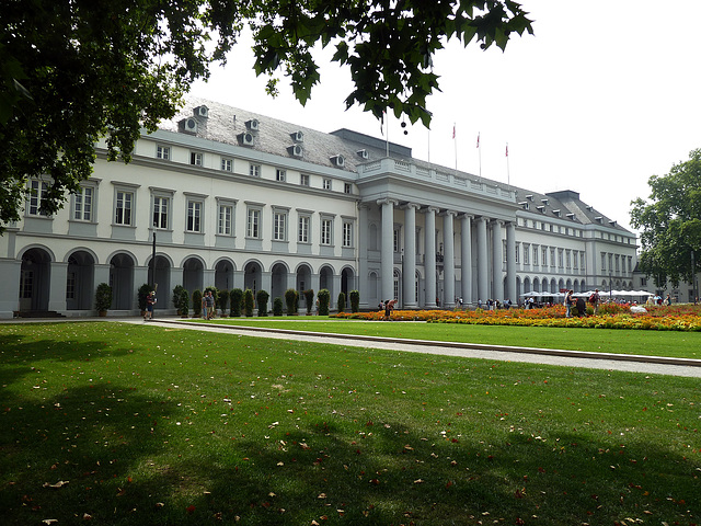 Eingang zum Schloss Koblenz auf der Stadtseite