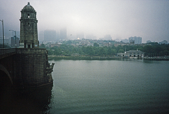 Longfellow Bridge & Beacon Hill (1)