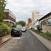 Straße mit Schienen am Hafenbecken C (Düsseldorf-Hafen) / 29.09.2016