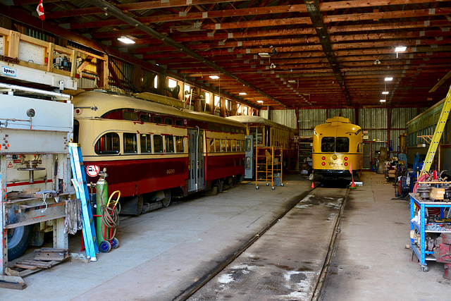 Canada 2016 – Halton County Radial Railway – Barn