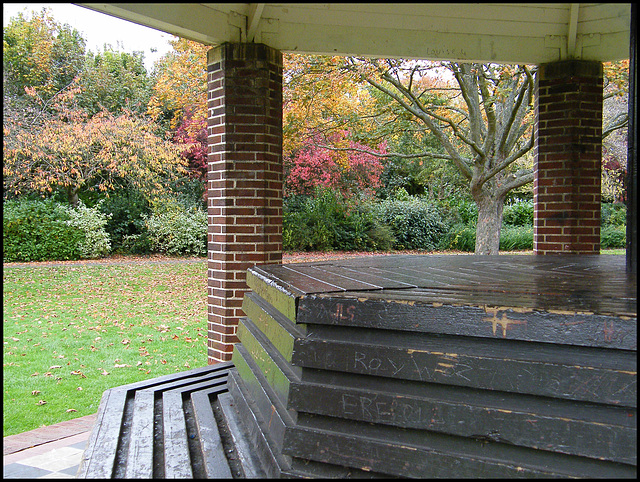 Florence Park bandstand