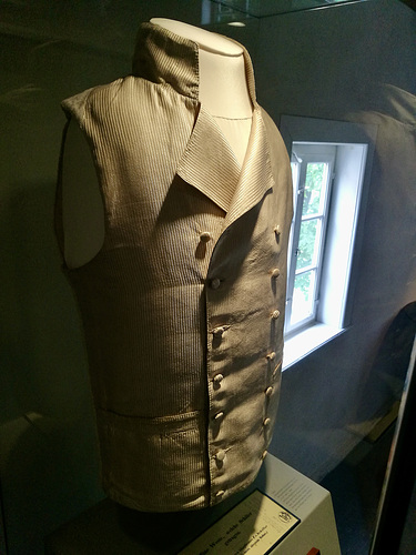 Leipzig 2019 – Schillerhaus – Schiller’s waistcoat