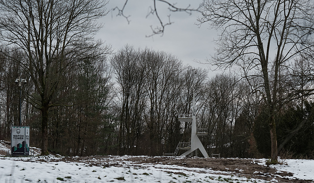 Watchtower und Sprungturm