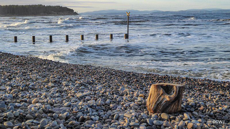 Breezy afternoon at Findhorn Beach