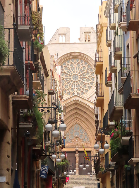 Tarragona, 12