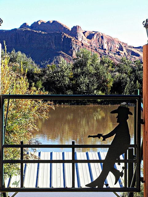 HFF by the Colorado River