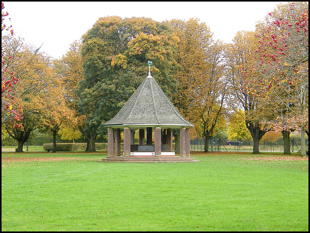 Florence Park bandstand