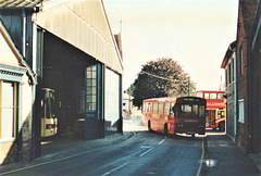 Chambers garage in Bures – 27 Sep 1995 (286-29)
