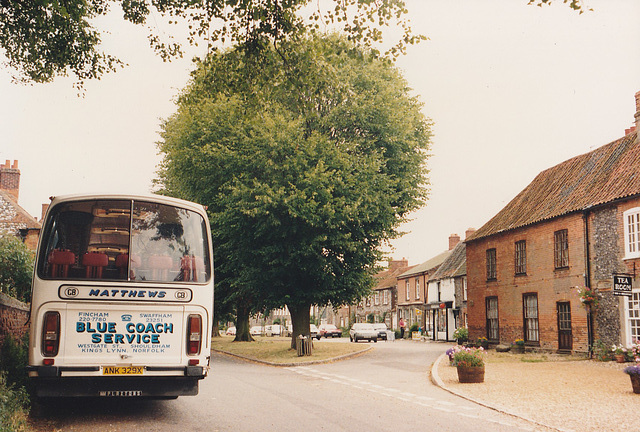 Matthews Coaches (Blue Coach Service) 42 (ANK 329X) in Castle Acre – Aug 1991 (146-20)