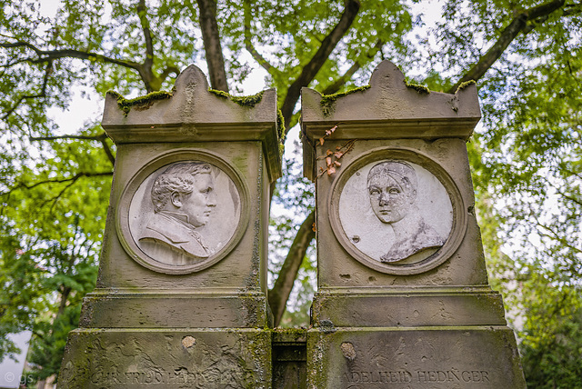 Grabsteine aus dem 19.Jh