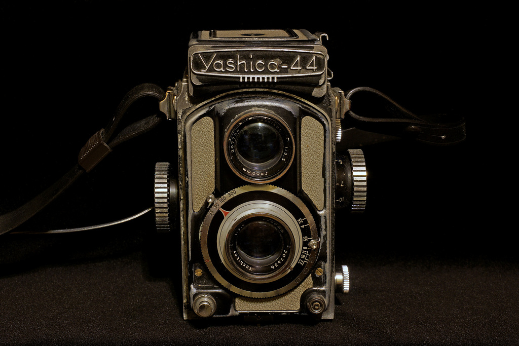 Yashica-44a TLR