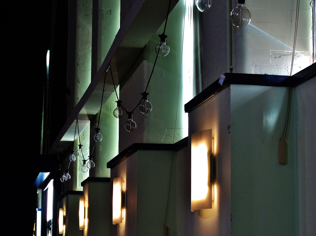 Wall Lights