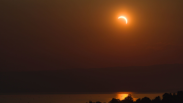 260812 Montreux eclipse solaire 40