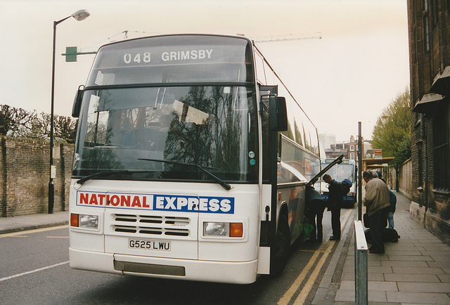 425/01 Premier Travel Services (Cambus Holdings) G525 GWU in Cambridge - 19 April 1994 425/01 Premier Travel Services (Cambus Holdings) G525 GWU in Cambridge - 19 April 1994