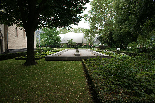 Basilica Gardens