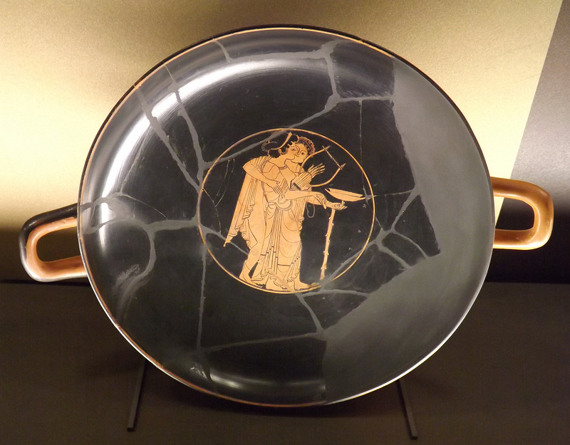 Red-Figure Kylix Attributed to the Pedieus Painter in the Louvre, June 2013