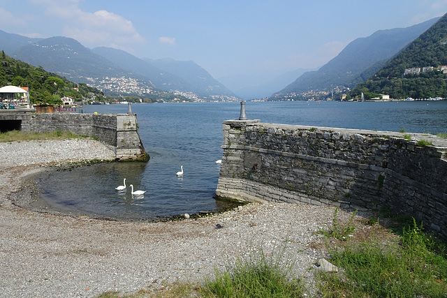 View On To Lake Como