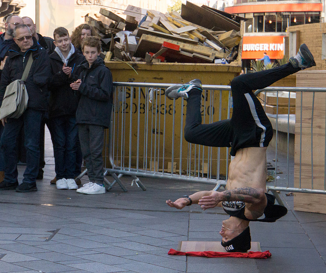 Street performer, Leicester Square 3