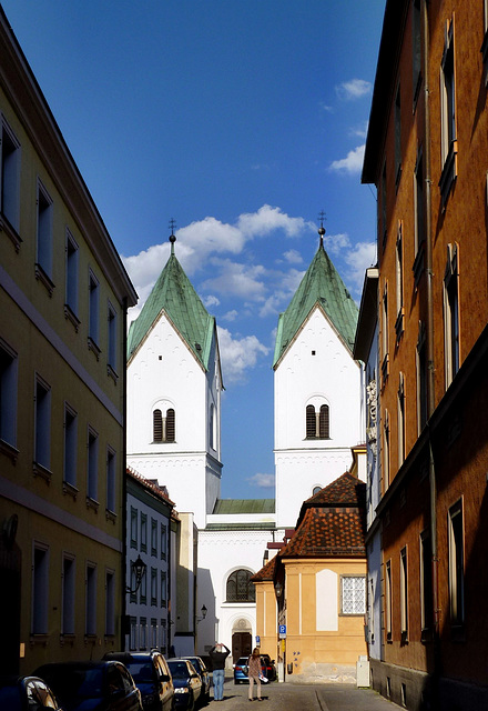 Passau - Niedernburg Monastery