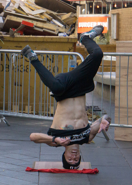 Street performer, Leicester Square 4