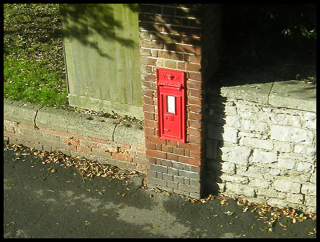 Wareham wall box